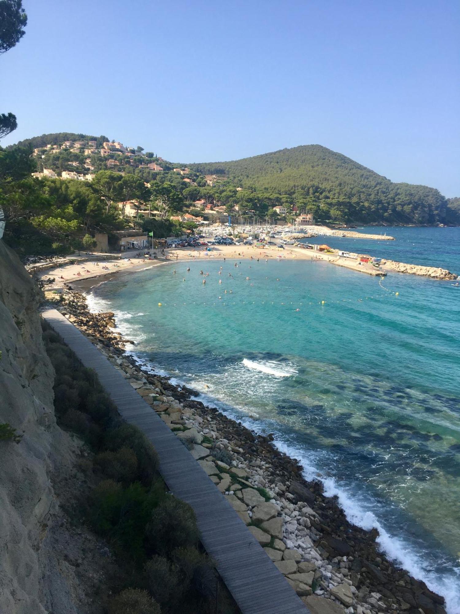 Studio cosy proche mer Saint-Cyr-sur-Mer Eksteriør bilde